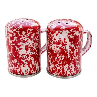 Vintage Red & White Splatter Enamel Salt & Pepper Shakers with Plastic Base For Sale