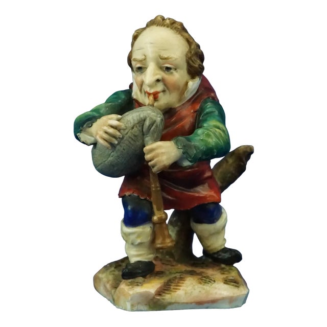 19th Century Porcelain Figurine of Caramogi from Ginori Doccia, Italy For Sale