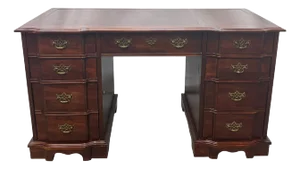 Vintage Traditional Chippendale Style Mahogany Block Front Leather Top Executive / Writing Desk