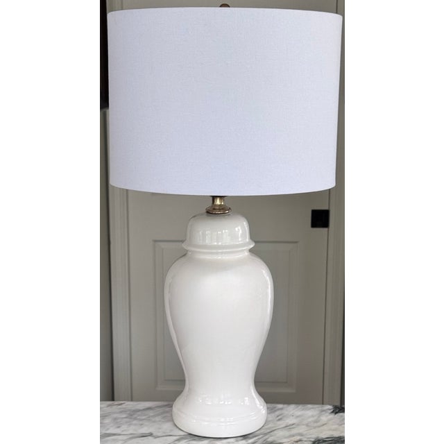 Chinoiserie Vintage Seashell White Ginger Jar Lamp For Sale - Image 3 of 11