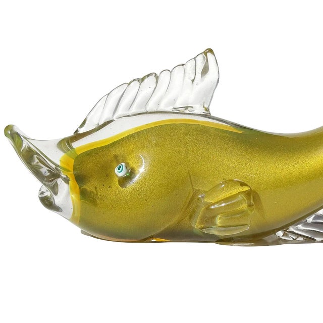 Nautical Venetian Murano Vintage Sommerso Yellow Gold Aventurine Italian Art Glass Fish Figure Sculpture For Sale - Image 3 of 8