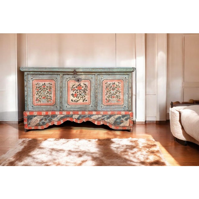 Early 19th Century Light Blue Floral Painted Blanket Chest For Sale - Image 15 of 18