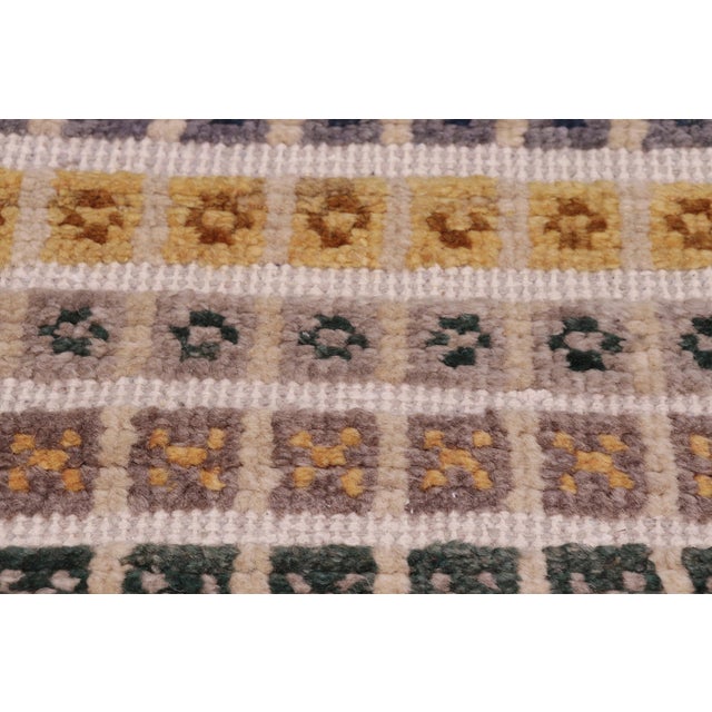 Boho Chic Gray/Blue High Low Wool Rug - 7'9'' X 10'6'' For Sale - Image 4 of 8