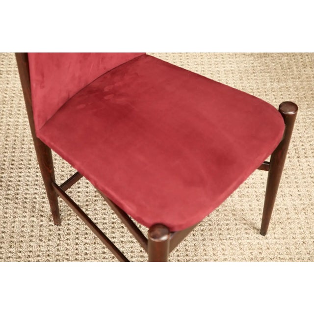 Sergio Rodrigues Set of 6 Brazilian Modern Dining Chairs in Rosewood, 1950s For Sale - Image 15 of 18