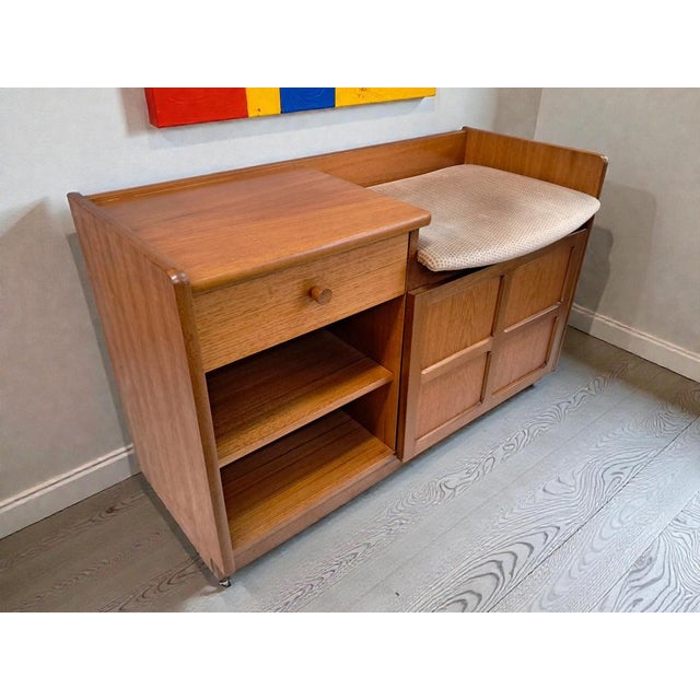 1970s Mid-Century Modern Nathan Hallway Telephone Bench from Parker Knoll, 1970s For Sale - Image 5 of 18