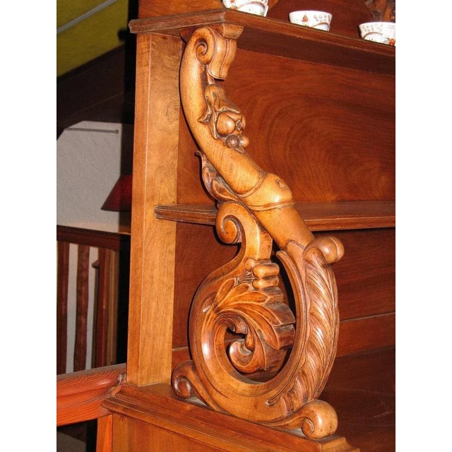 Very beautiful ‘Saint-Hubert’ 3 doors, 3 drawers in Walnut. Cornucopia decoration in the upper part. Second half of the...