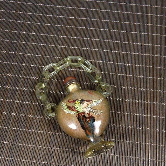 Hand-Painted Glass Snuff Bottle With Chain and Bird Motif For Sale In Los Angeles - Image 6 of 9