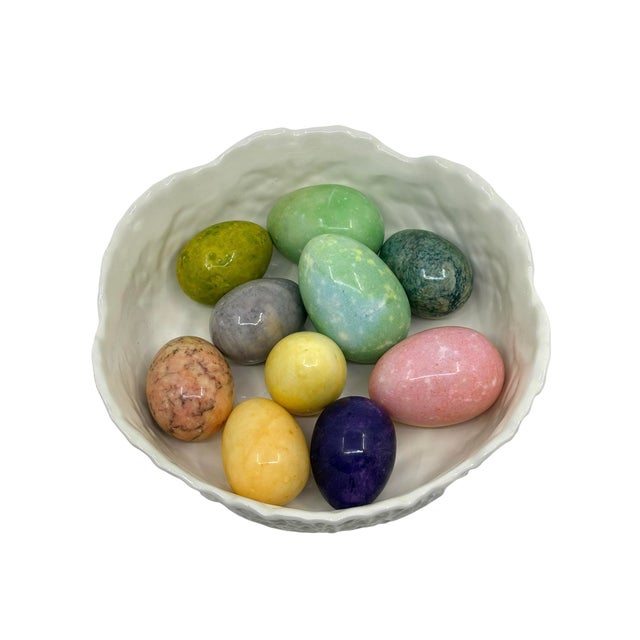 Majolica Vintage Majolica Style White Cabbage Bowl With Colorful Alabaster Eggs Made in Italy- Set of 11 Pieces For Sale - Image 4 of 12