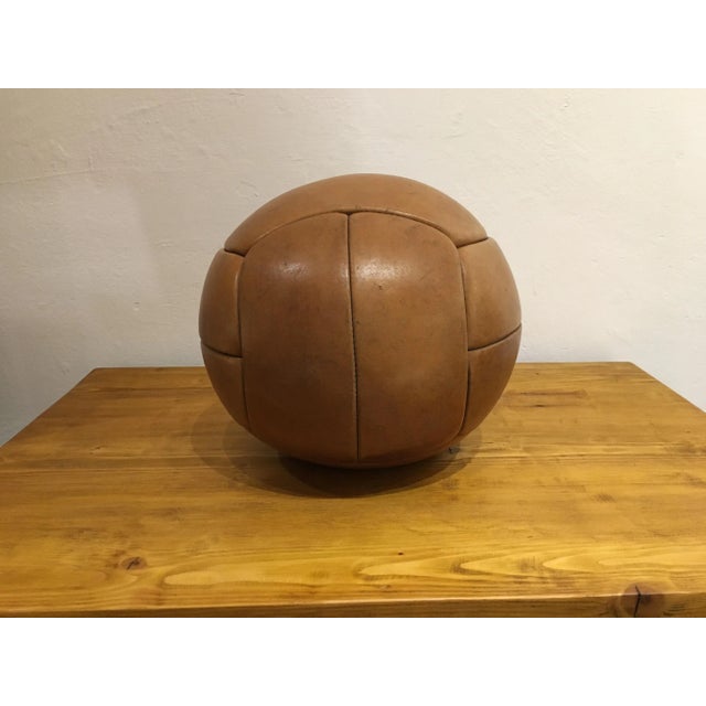 1940s Vintage Leather 3kg Medicine Ball, 1930s For Sale - Image 5 of 9