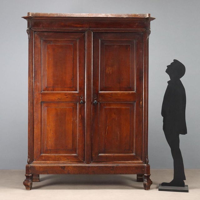 Italian Wardrobe in Walnut and Poplar For Sale - Image 3 of 12