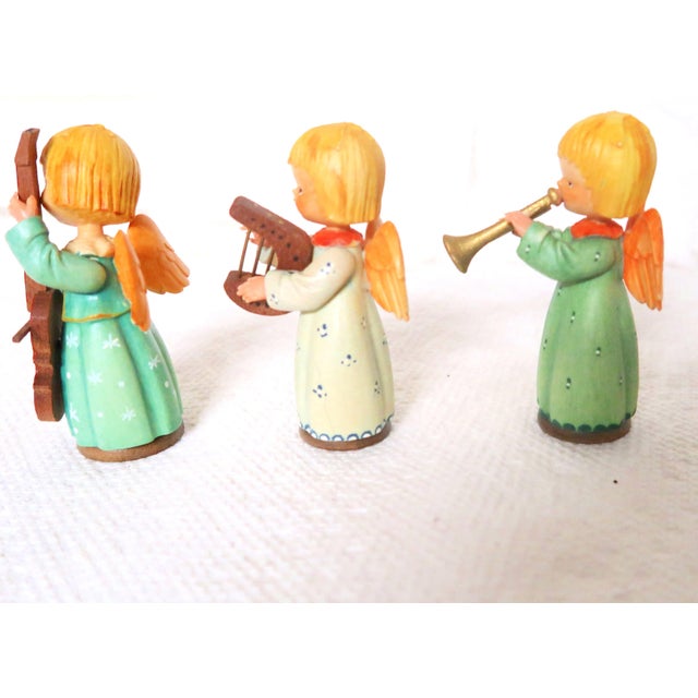 Anri - Hand-Crafted Hand-Painted Angels Playing Music for the Holidays! For Sale - Image 10 of 15