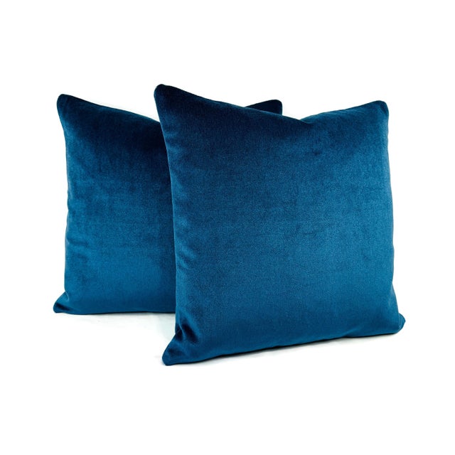 From Pindler is Altas in the color Lake pillow cover. This pillow is a faux mohair from a 50/50 wool and rayon blend. The...