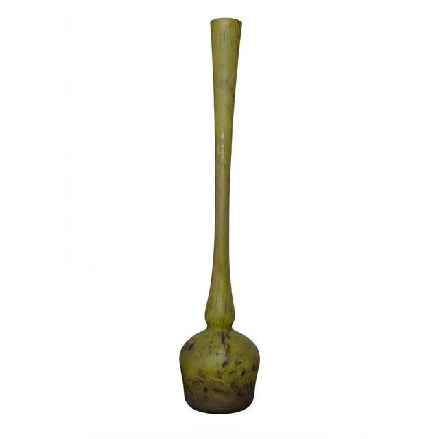 1930s Large Berluze Le Lorrain Vase in Marbled Yellow Glass from Daum, 1930 For Sale - Image 5 of 7