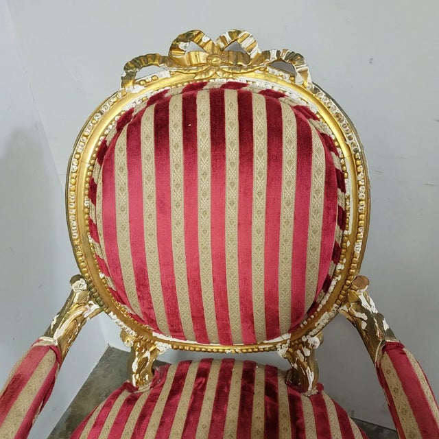 Mid 19th Century Antique French Striped Baroque Carved Giltwood Chairs and Sofa Set - Project For Sale - Image 5 of 12