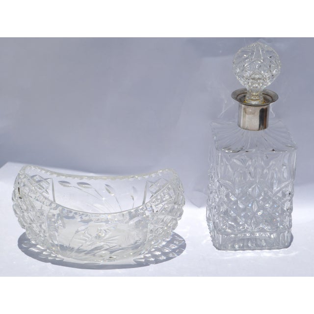 Boho Chic Victorian Boat-Shaped Brilliant Cut Glass Bowl Intricate Diamond Pattern For Sale In Miami - Image 6 of 13