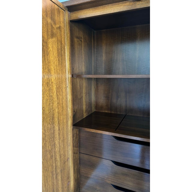 Wood John Stuart Mid-Century Modern Walnut & Cane 4-Piece Bedroom Suite For Sale - Image 7 of 12