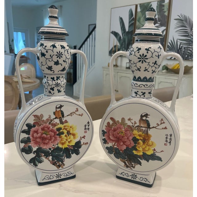 Vintage Pair of Floral Chinese Porcelain Moon Flasks (Urns, Vases) For Sale - Image 12 of 15