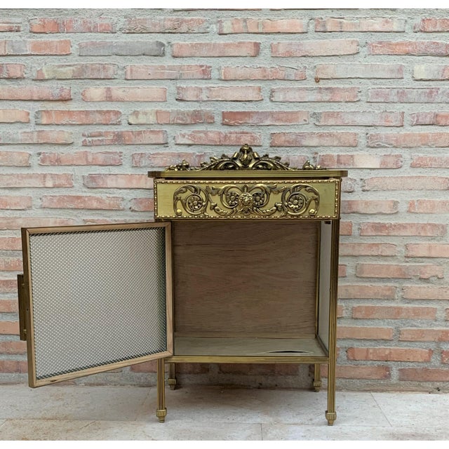 1930s Mid-Century Modern Single Bronze Vitrine Nightstand With Glass Door and Drawer For Sale - Image 5 of 10