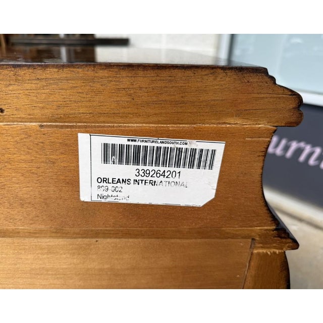 Late 20th Century Pair of Orleans International French-Style Burled Walnut Bombe Nightstands For Sale - Image 15 of 18