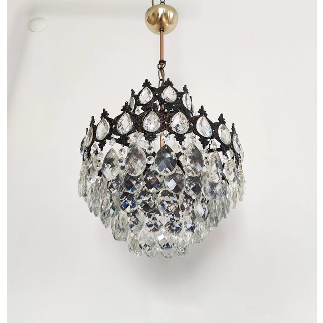 Lighting capacity depend on your preferred lamps. The lambs on the photos are E27 international standard voltage and...