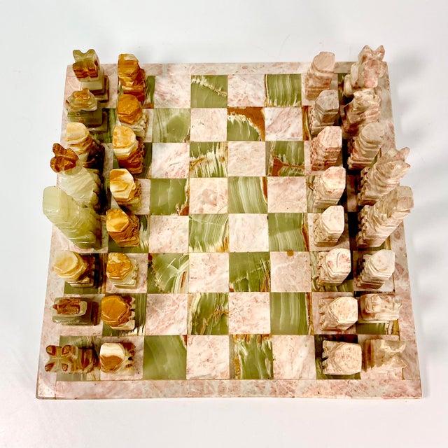 1970s 1970s Vintage Italian Mediterranean Hand Carved Pink Marble & Sage Onyx Chess Set - 33 Pieces For Sale - Image 5 of 16