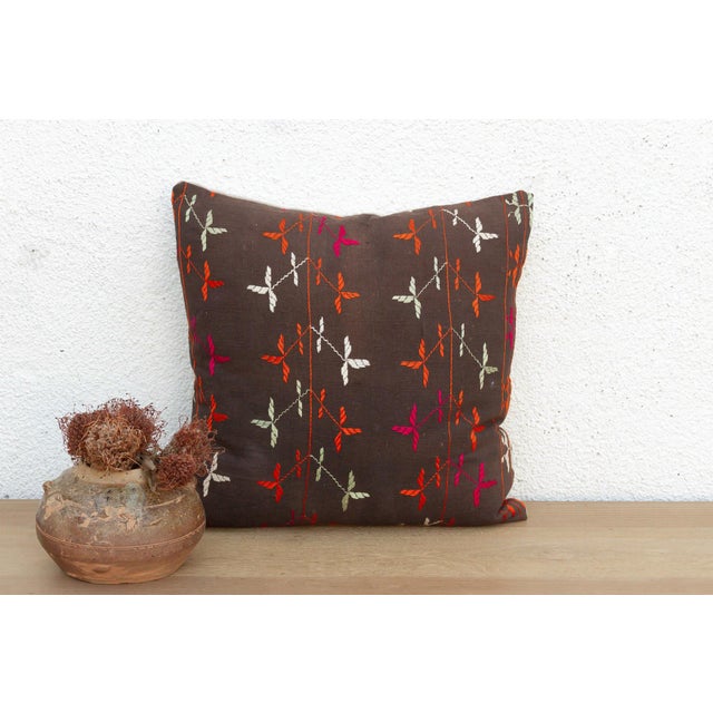 Desert Star, Antique Phulkari Pillow Cover For Sale In Los Angeles - Image 6 of 6