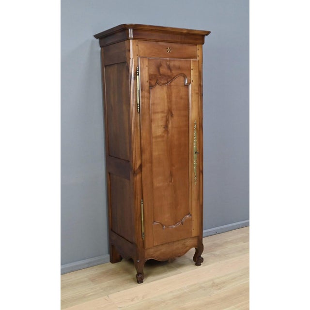 Late 19th Century Louis XV Standing Man in Cherrywood For Sale - Image 3 of 18