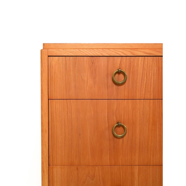 1930s Scandinavian Art Deco Chest of Drawers in Elm, 1930s-1940s For Sale - Image 5 of 10
