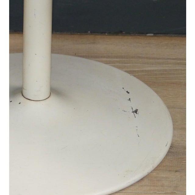 Tulip-Base Stool with Blue Plush, 1970s For Sale - Image 6 of 8