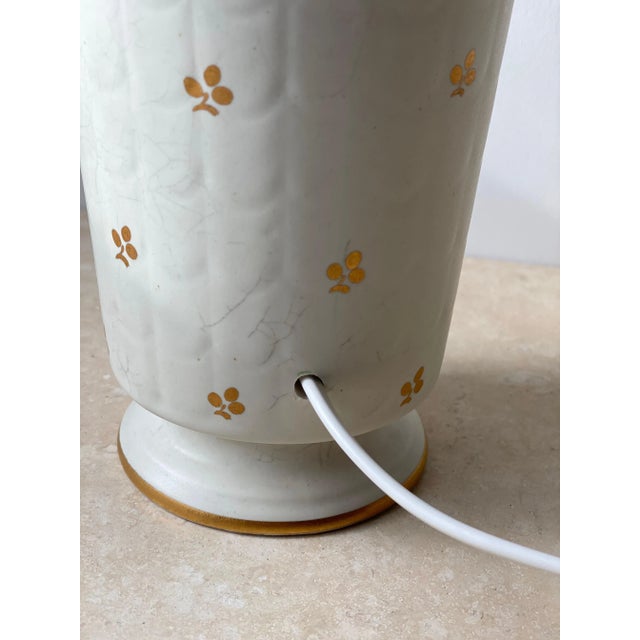 Cream Ceramic Model Carrara Table Lamp by Wilhelm Kåge for Gustavsberg, 1940s For Sale - Image 8 of 13