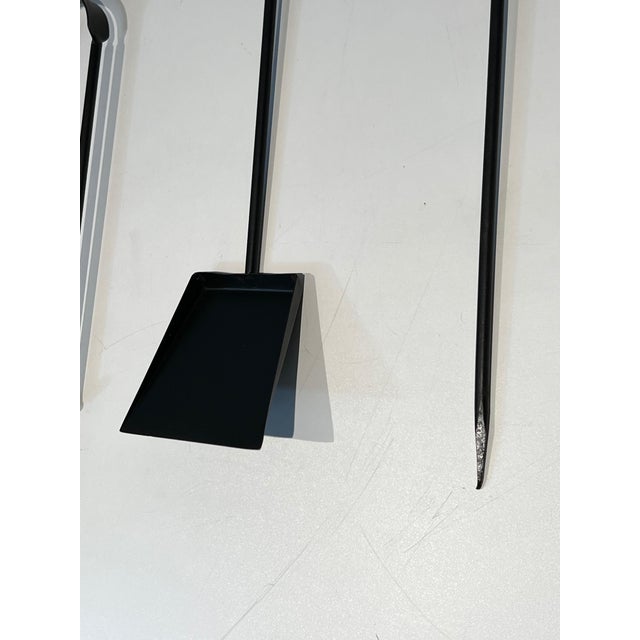 1970s Fireplace Tools in Lacquered Metal and Brass Design For Sale - Image 10 of 11