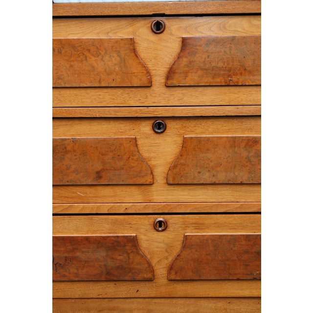 A beautifully proportioned late-19th-century oak Victorian washstand chest, circa 1880–1900, distinguished by a fitted...