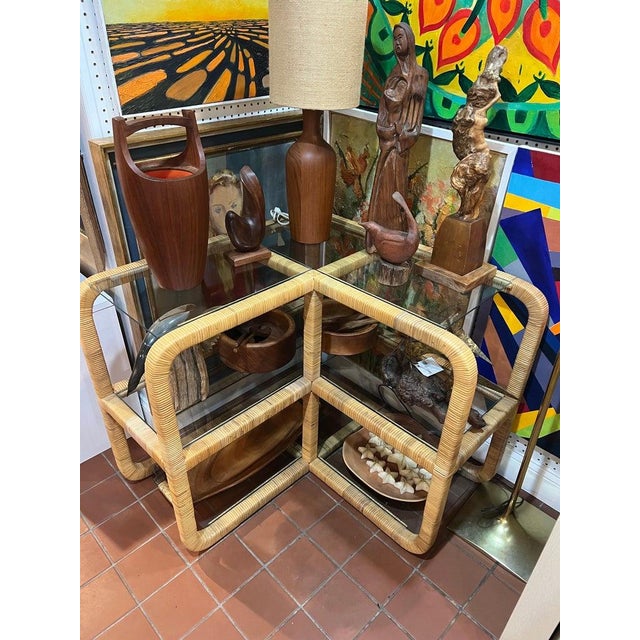 1970's Bielecky Brothers Wrapped Rattan and Glass Waterfall Corner Etagere For Sale - Image 11 of 14