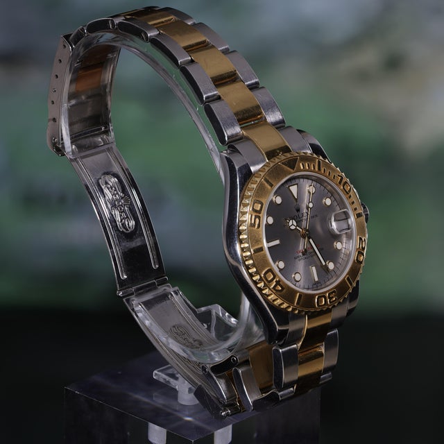 1990s Rolex Yacht Master Two Tone 168623 Gray Dial 35mm Full Set Watch For Sale - Image 13 of 18