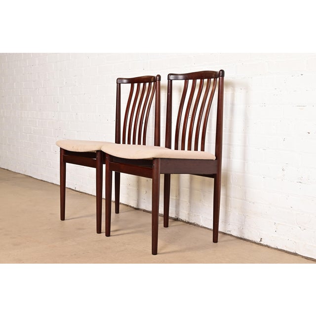 Mid-Century Modern Danish Modern Sculpted Solid Rosewood Side Chairs or Dining Chairs by Vamdrup Stolefabrik, Pair For Sale - Image 3 of 13