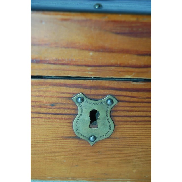 Brown Edwardian Keepsake Box With Brass Corner Cut Outs Detail Trim Accents, Circa 1900 For Sale - Image 8 of 11