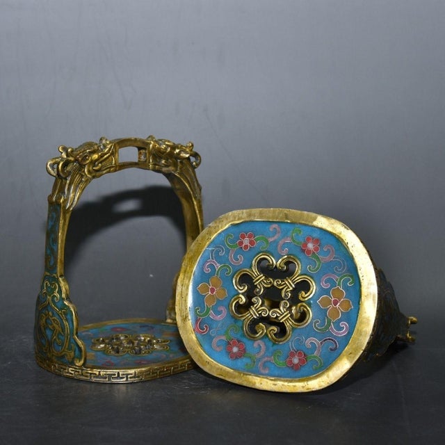 Late 19th Century Pair of Antique Cloisonné Enamel Stirrups With Dragon Motif, 1.89kg For Sale - Image 5 of 8