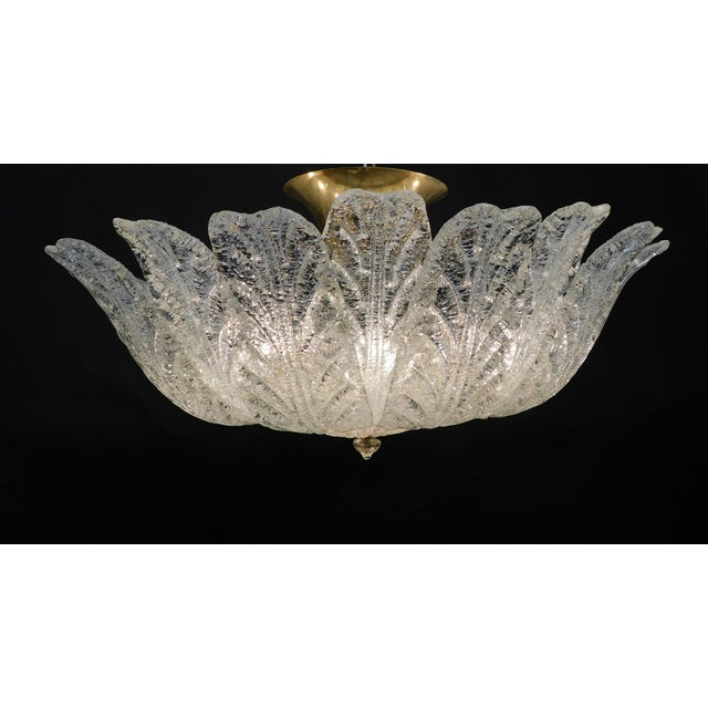 Transparent 1960s Italian Clear Graniglia Murano Leaves Flush Mount For Sale - Image 8 of 9