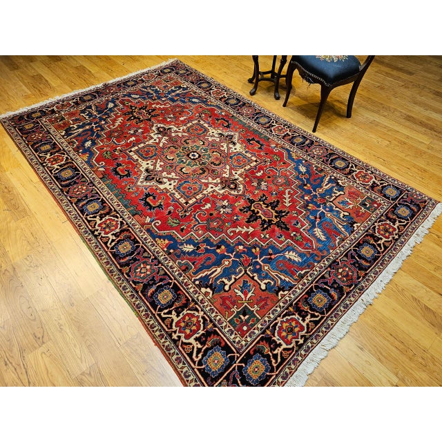 Vintage Persian Heriz Serapi Rug, Hand-Knotted Wool, Geometric Pattern, Red & Navy, 6x9 For Sale - Image 9 of 18