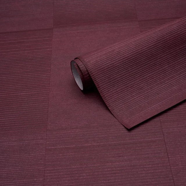 Schumacher SAMPLE - Schumacher x Patterson Flynn Quinton Offset Rib Wallcovering Wallpaper In Oxblood For Sale - Image 4 of 4