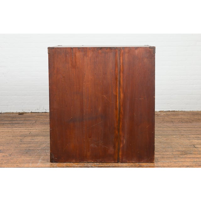 Japanese Taishō Period Early 20th Century Tansu Chest With Five Drawers For Sale - Image 4 of 11