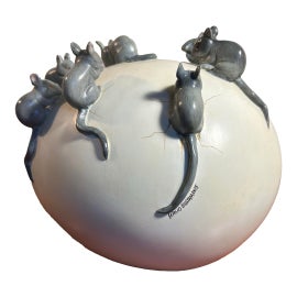 Example of Sergio Bustamonte Sculpture