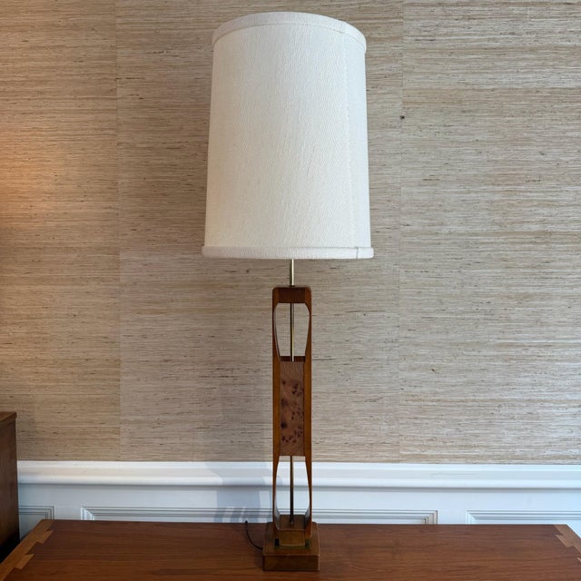 Mid-Century Modern Mid Century Modern Modeline Walnut Enamel and Burlwood Table Lamp by John Keal C. 1959 For Sale - Image 3 of 12