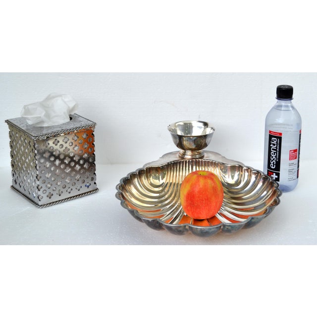 Silver Mid-20th Century W. M. Rogers Silver Company Victorian Silverplate Clam Shell Scalloped Serving Bowl For Sale - Image 8 of 14