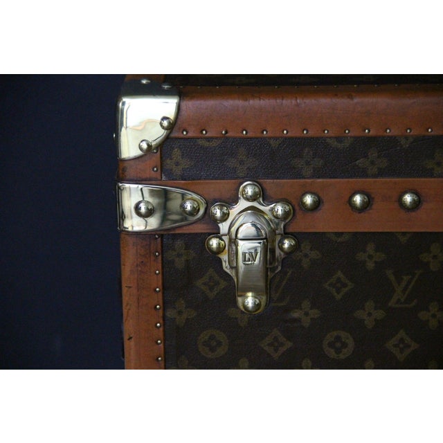 This magnificent Louis Vuitton shoe trunk features a hand-stenciled monogram canvas, solid brass locks stamped with the...