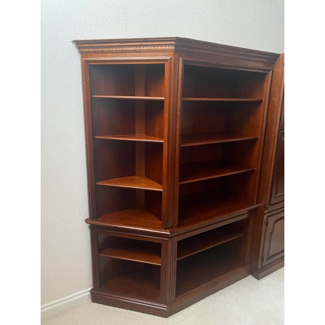 Late 20th Century Pennsylvania House Cherry Wood Lighted Etagere/Display/Wall Unit With Cabinet With Doors 5 Piece Excellent Condition. For Sale - Image 5 of 15