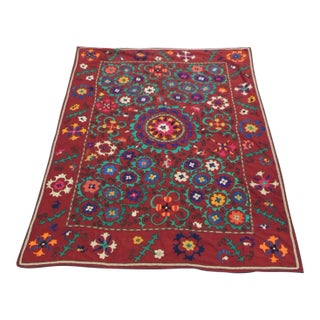 Vintage Red & Green Hand Embroidery Suzani Wall Hanging For Sale