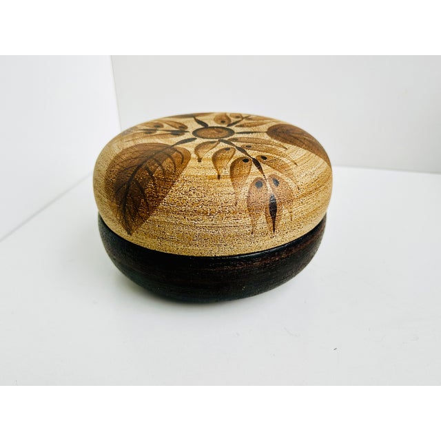 1970s Large Studio Ceramic Lidded Box by Peter Müller for Sgrafo Modern, Germany, 1970s For Sale - Image 5 of 17