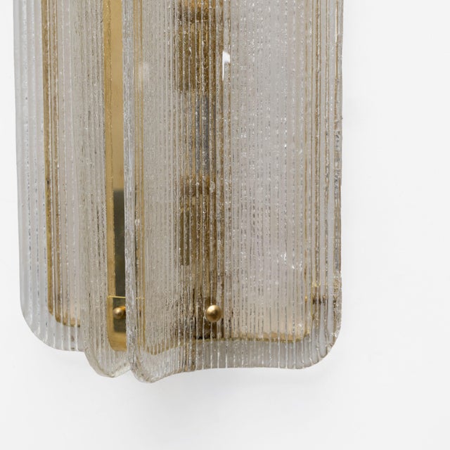 Big Curved Clear Ribbed Murano Glass and Brass Wall Sconces, 2000, Set of 2 For Sale - Image 6 of 9