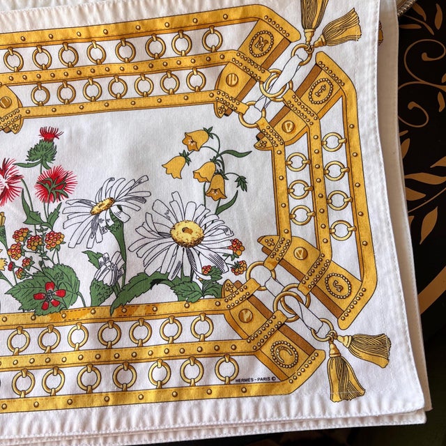 Rare vintage Hermes Paris placemats from 1979 // set of 6 cotton placemats // equestrian motif // horses // collectible luxury homegoods For Sale - Image 13 of 14